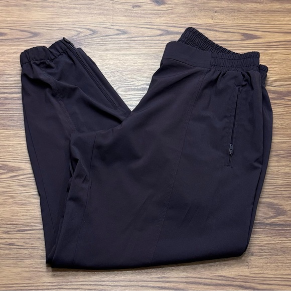 Old Navy sz M athletic pants - Picture 2 of 7